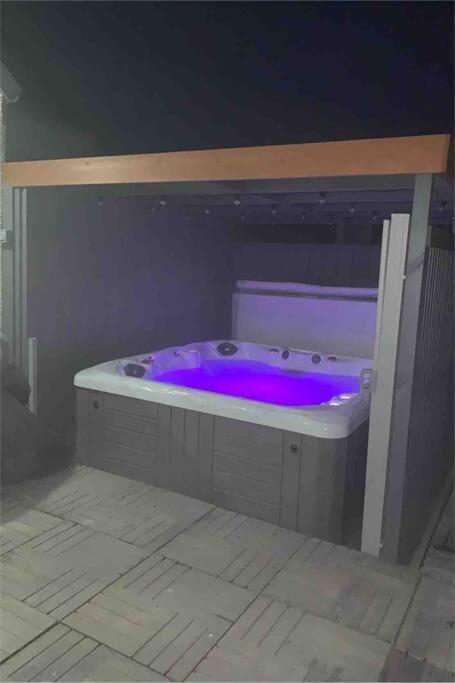 Modern Holiday Home Wick  Zewnętrze zdjęcie